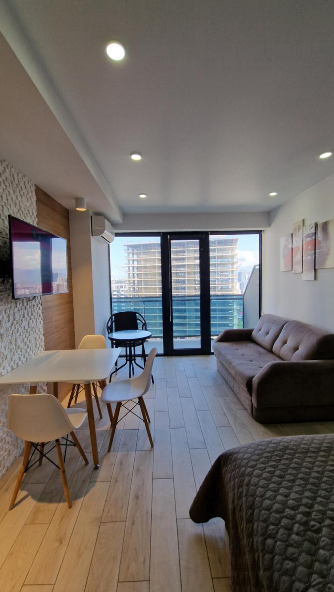 Your Beach Tower Batumi Habitación foto
