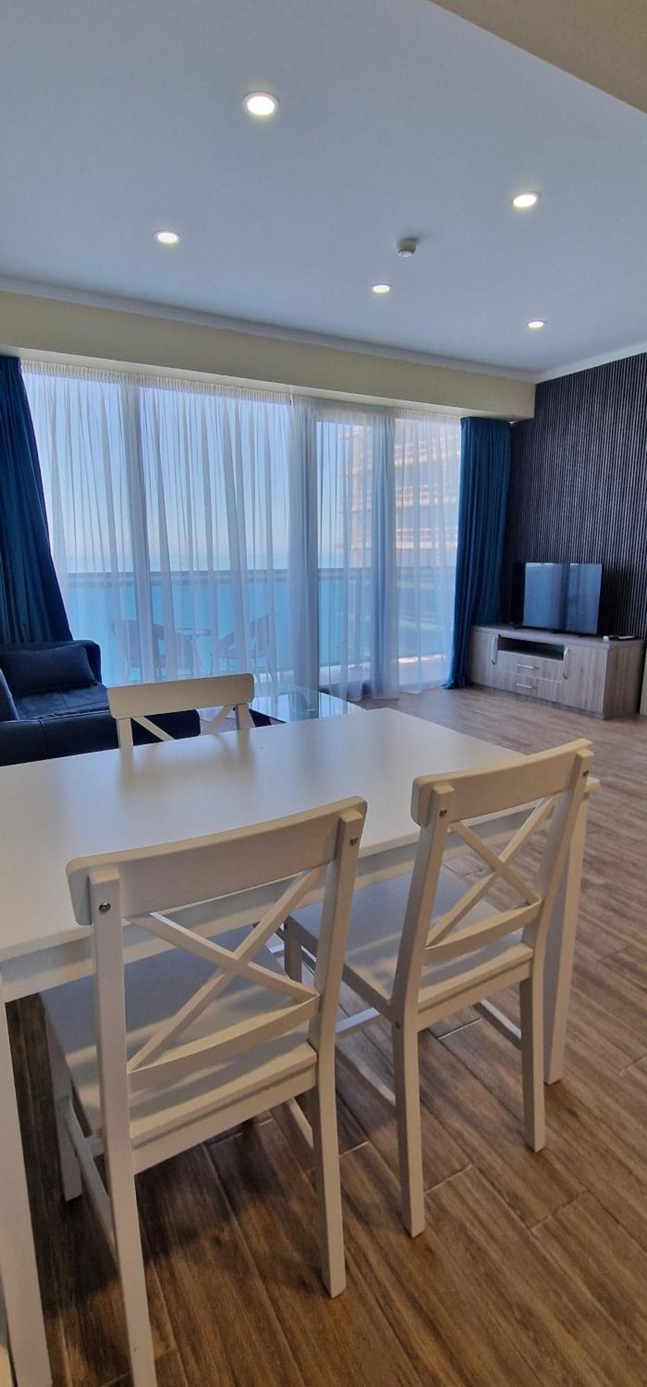 Your Beach Tower Batumi Habitación foto