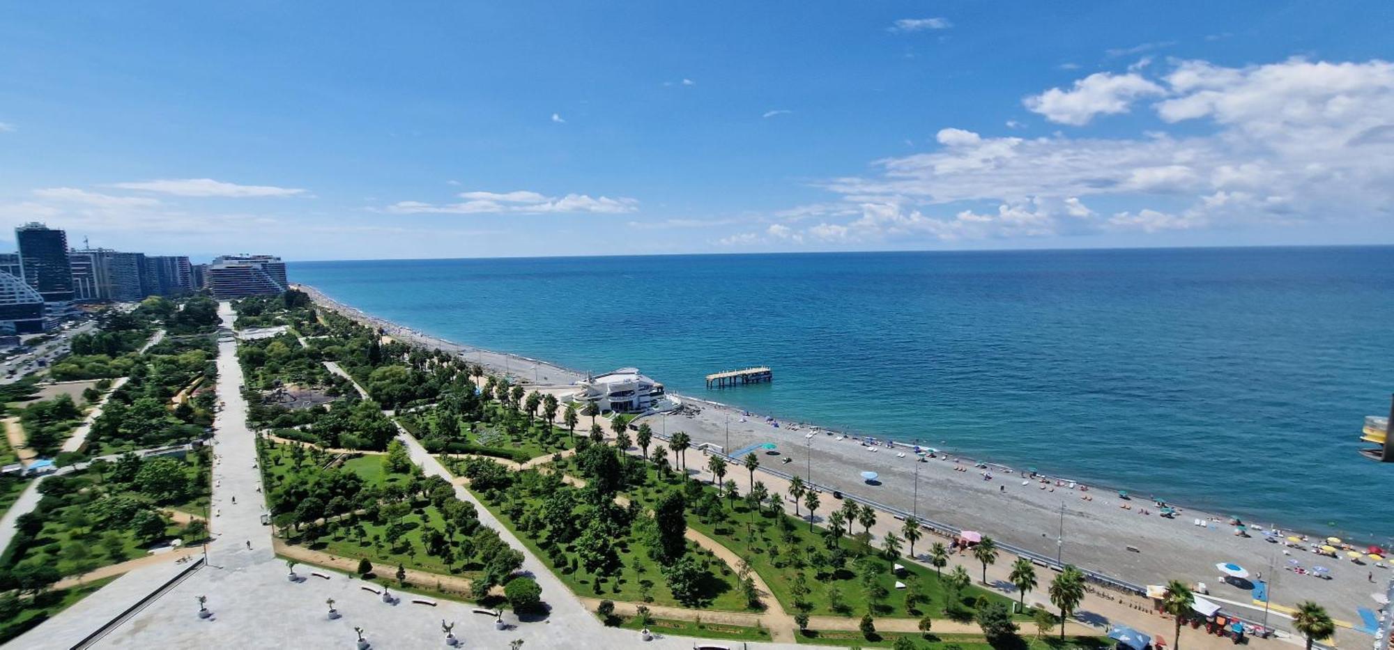 Your Beach Tower Batumi Habitación foto